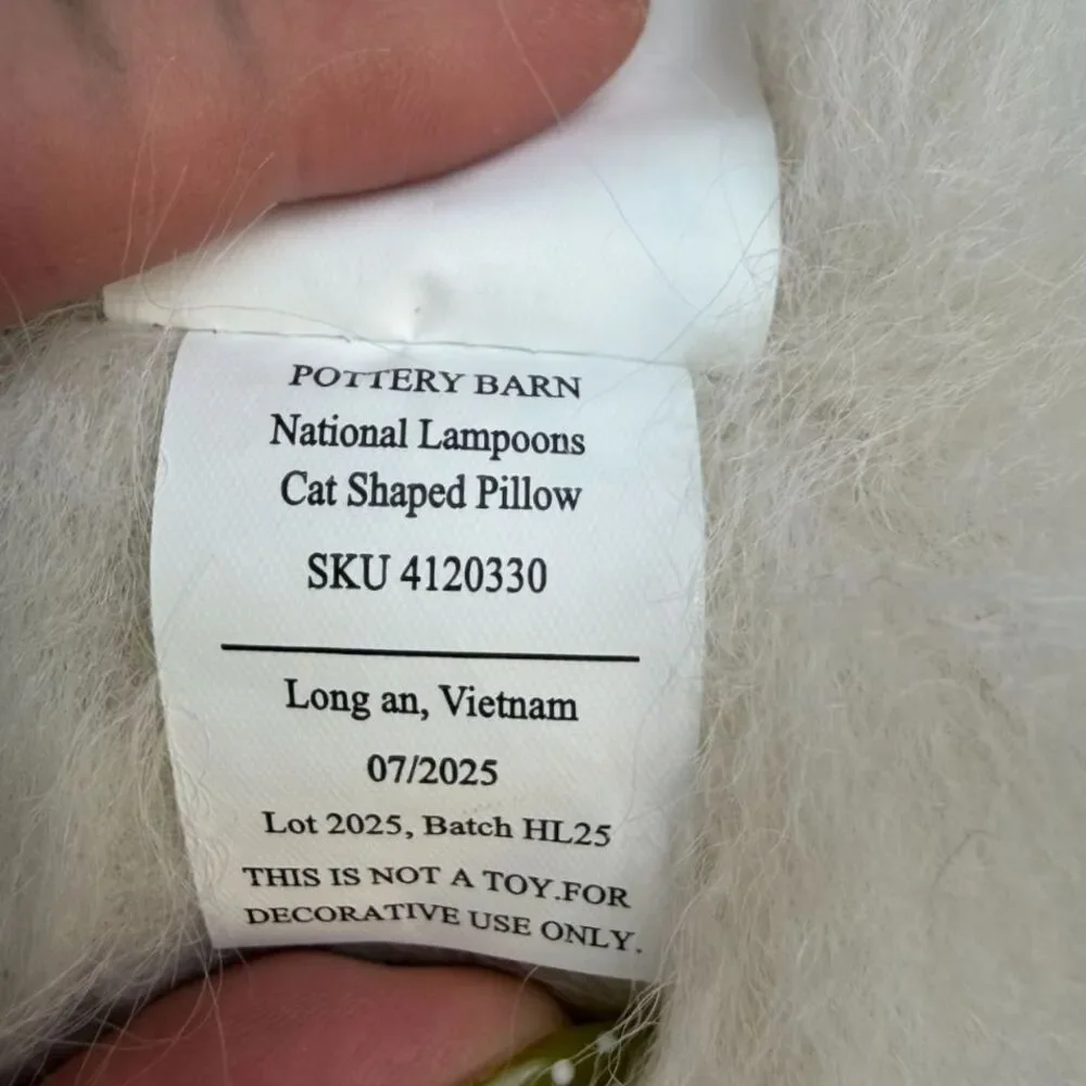 Pottery Barn National Lampoon’s Christmas Vacation Aunt Bethany's Cat Pillow NEW